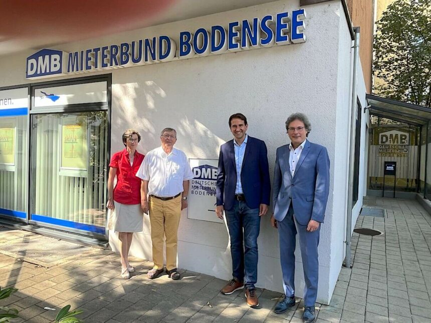 Vertreter des Mieterbunds Bodensee mit dem Bundestagsabgeordneten Andreas Jung CDU.