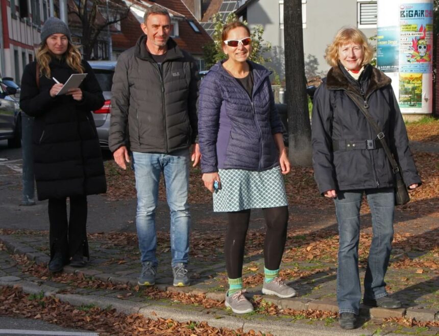 01 2 Polina Vorobyeva, Markus Heier (beide Stadtverwaltung), Christiane Kreitmeyer (FGL), Irene Heiland (Stadtseniorenrat) © Zur Verfügung gestellt vom Stadtseniorenrat