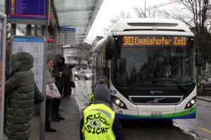 1 Franken Bus Kreuzlingen2a 10.12.23 (c)pitwuhrer