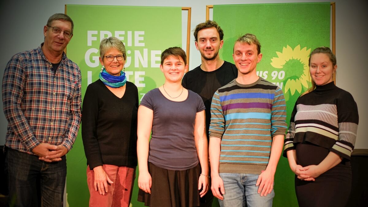 FGL-Kandidat*innen am 2.12.2023: Normen Küttner, Gisela Kusche, Lisa Kreitmeier, Samuel Hofer, Niklas Becker und Cosima Cornelius (v.l.n.r.) © FGL