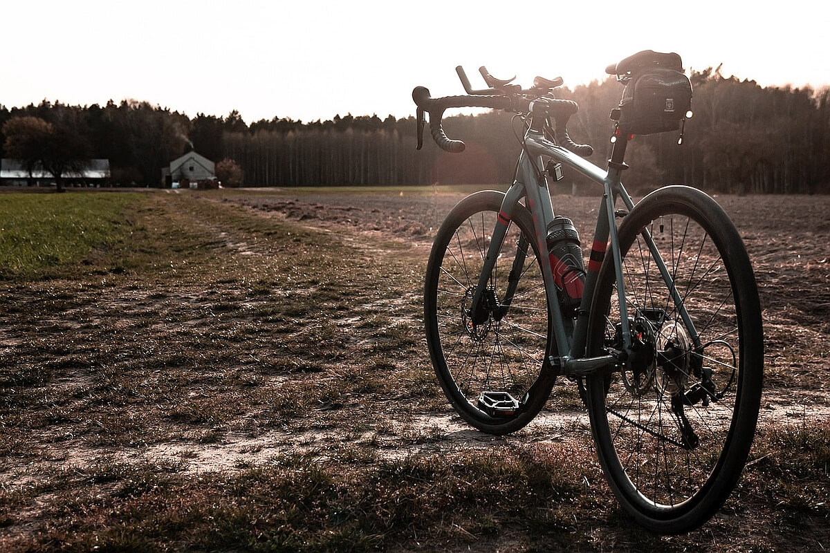 Gravel Bike © The Arkow Auf Pixabay