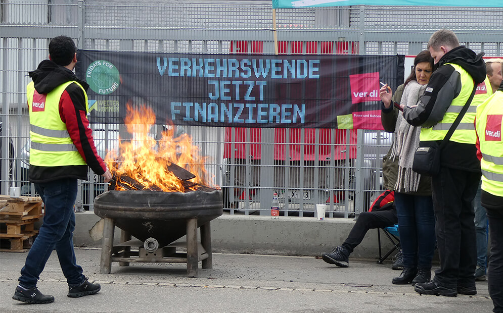 Busstreik Konstanz Streikposten2 Stadtwerke 2024 02 02 ©Pit Wuhrer