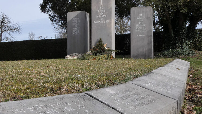Fünf Gedenkstelen für die Opfer von Zwangssterilisierung und „Euthanasie“-Morden