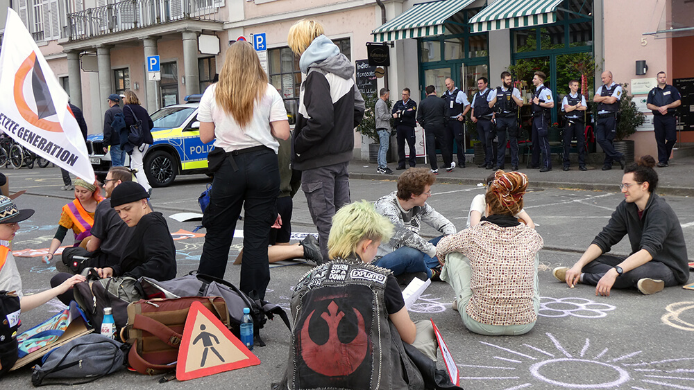 Lg Blockade Stephansplatz Kn0 24 04 12 © Pit Wuhrer