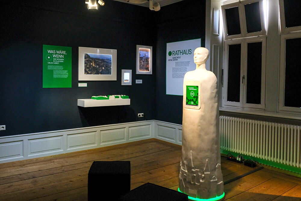 Ausstellung3 radolfzell so oder anders 2026 © jennifer gajewiak.jpg