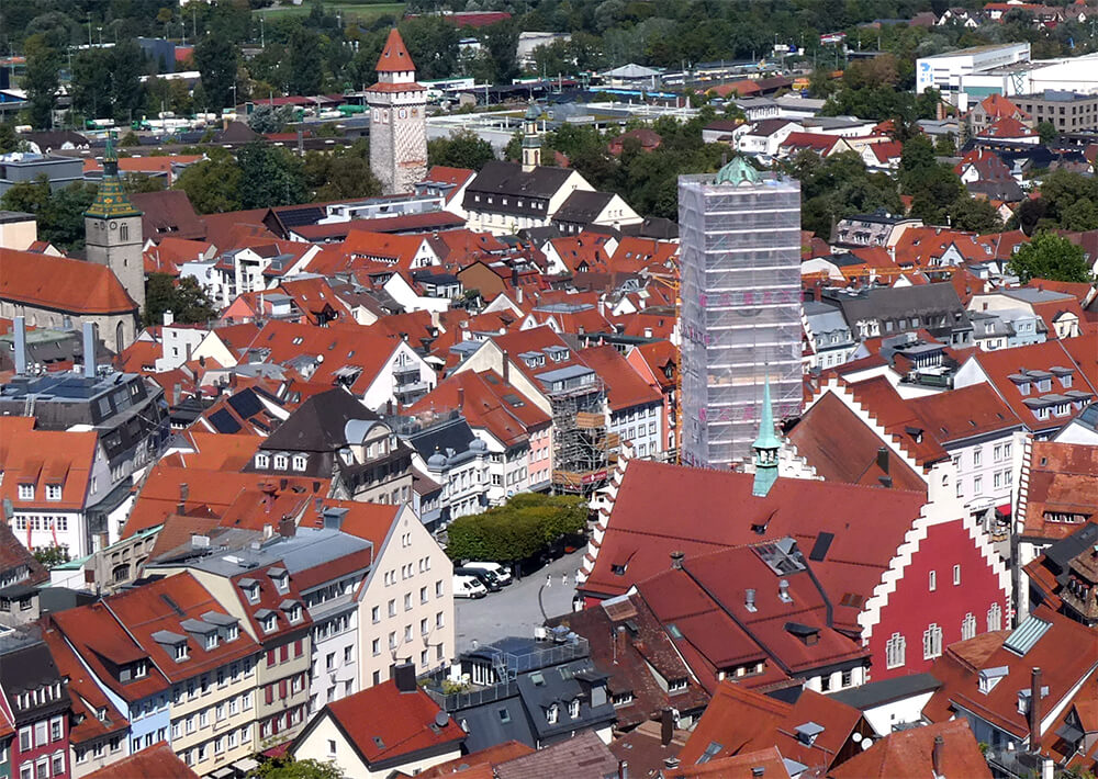 Blaserturm ravensburg vom mehlsack aus gesehen © pit wuhrer