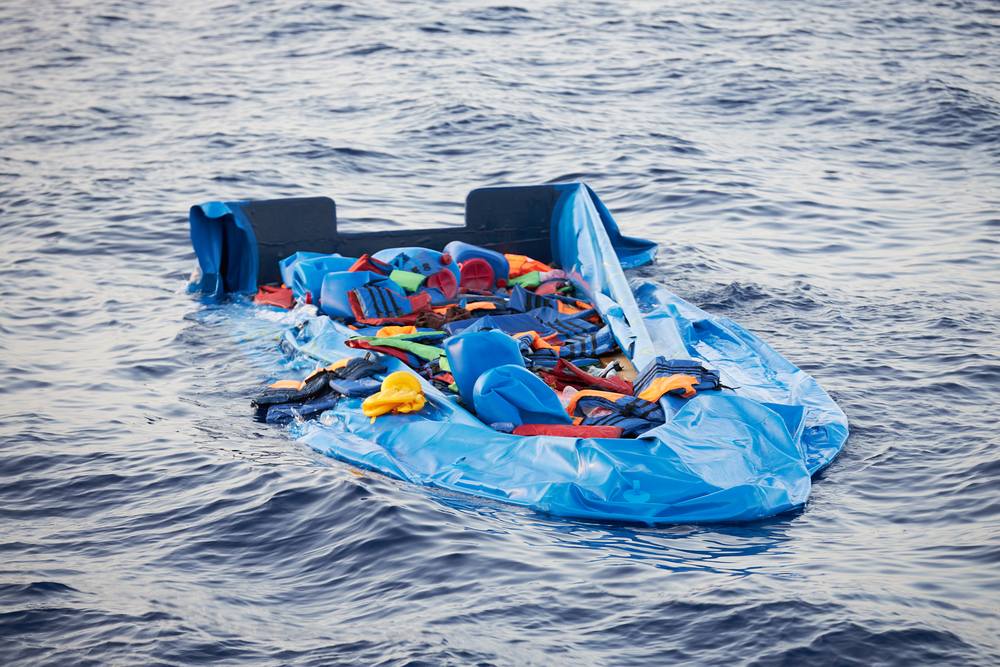Seenotrettung zerstörtes Boot © Fabian Heinz, Sea-Eye