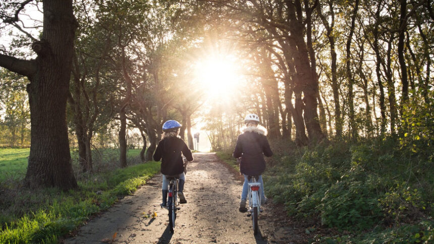 Fit auf zwei Rädern: Fahrradflohmarkt, grenzüberschreitendes Velopicknick und mehr