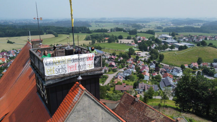 Protestaktion für die Abschaffung des Adels