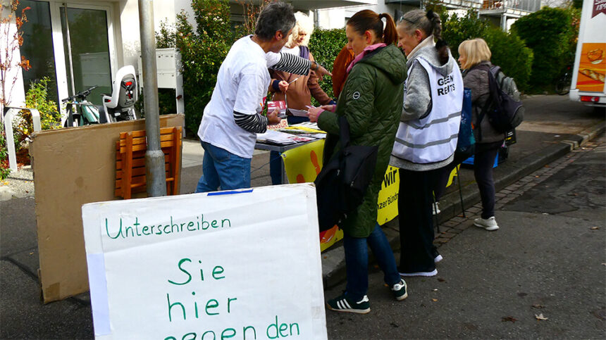 Infostand wochenmarkt welthanelsbündnis 2025 11 15 ©pit wuhrer