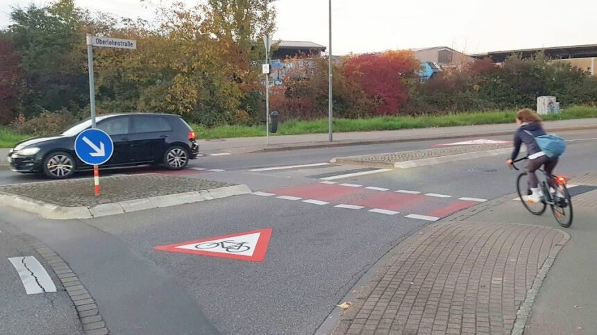 Markierung verkehrszeichen 01 oberlohnstraße © stadt konstanz