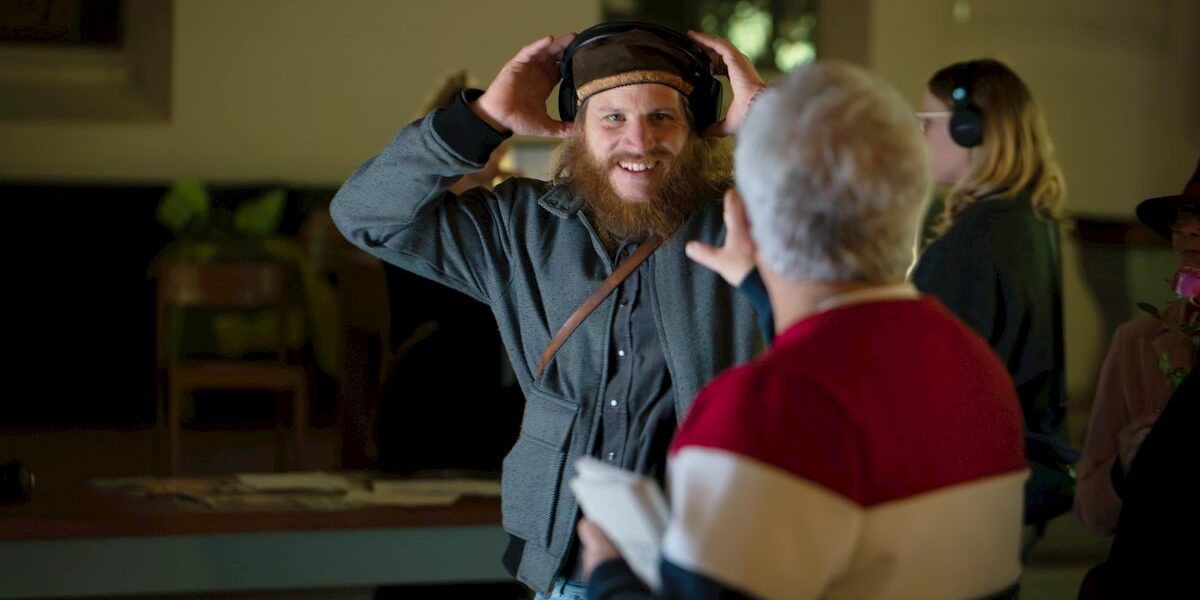 Mensch Sein, Vernissage 8 Bearbeitet © Benjamin Arntzen