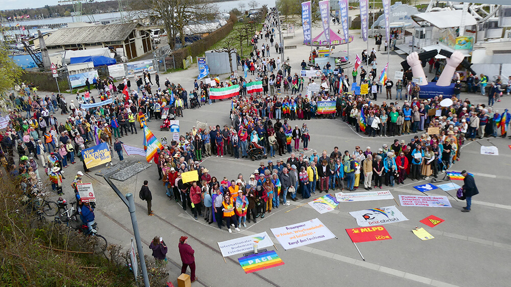 Ostermarsch taube2 kn xlingen ©pit wuhrer