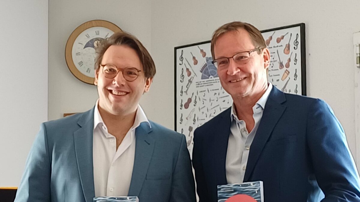 Pressekonferenz philharmonie, dirigent gabriel venzago, intendant hans georg hofmann 2025 07 18 027 © harald borges