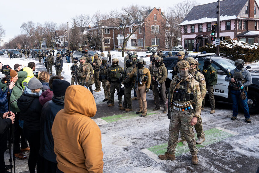 Protest gegen ice minneapolis agenten © wikimedia commons