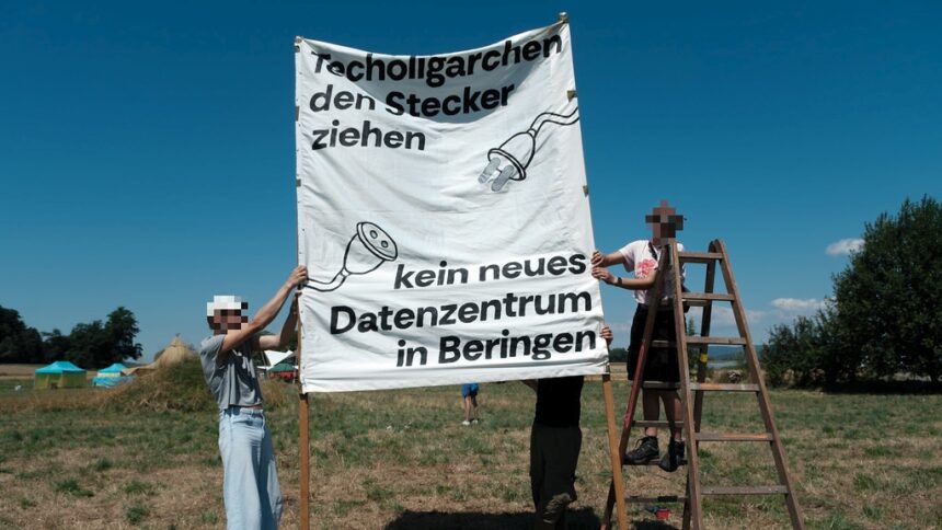 Protest gegen serverfarm beringen 01 © aufstände der allmende