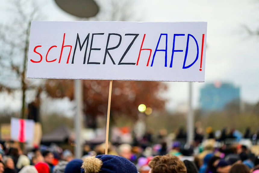 Schmerzhafd 2025 02 01 demo berlin © wikipedia