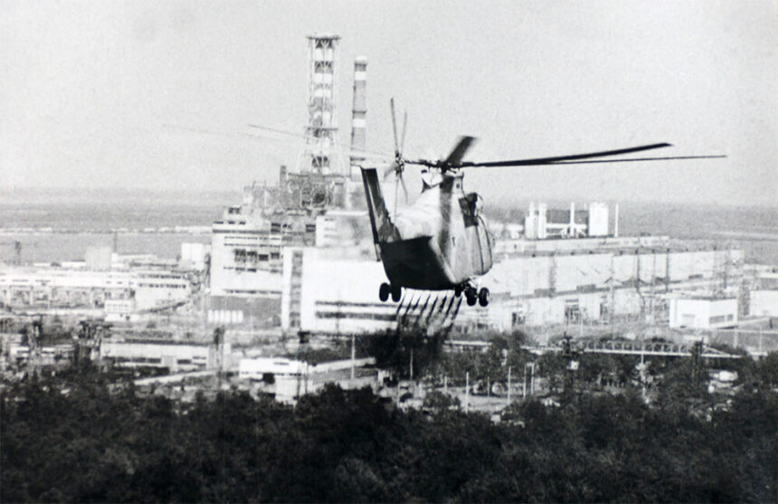 Tschernobyl heli einsatz©wikimedia commons